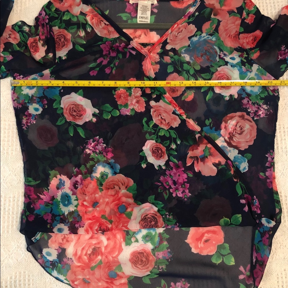 Agaci Navy Blue Floral Blouse - Picture 7 of 8